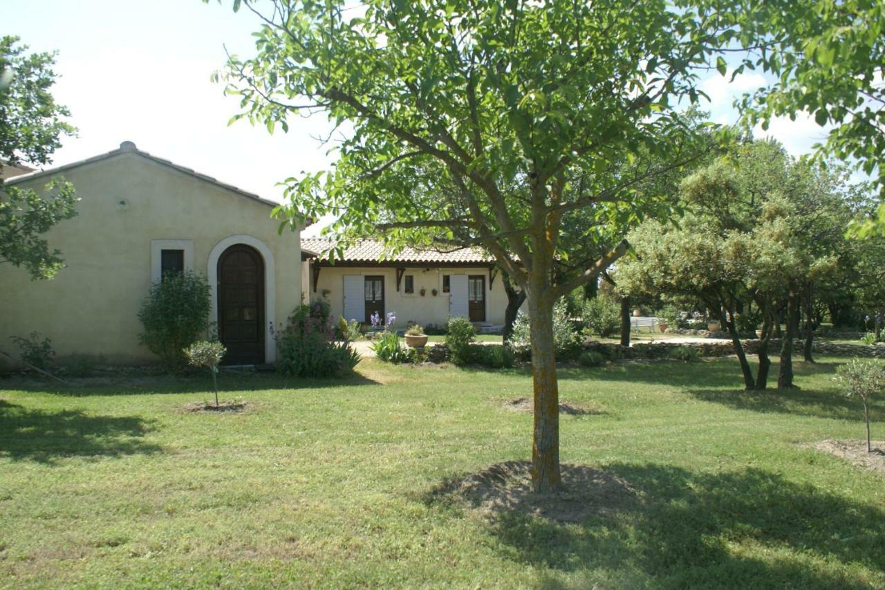 Chambre D'Hotes La Chenaie Venasque Exterior foto